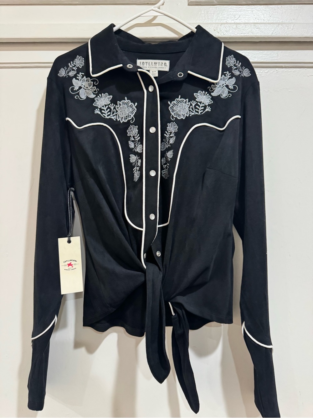 Idyllwind Black Embroidered Tie-Front Western Shirt